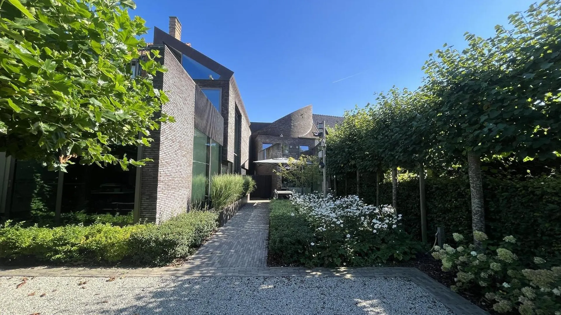 Modern Holiday Home Near Bruges And The North Sea